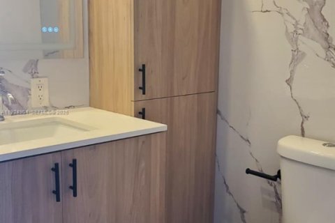 Copropriété à louer à Miami Beach, Floride: 1 chambre, 84.54 m2 № 1984214 - photo 9