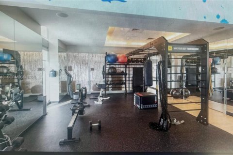 Condo in Miami, Florida, 2 bedrooms № 1994160 - photo 24