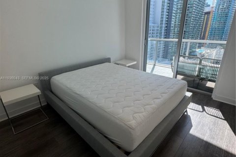 Condo in Miami, Florida, 2 bedrooms № 1994160 - photo 13