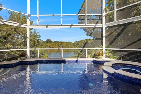 Villa ou maison à vendre à Key Largo, Floride: 4 chambres № 2004755 - photo 4