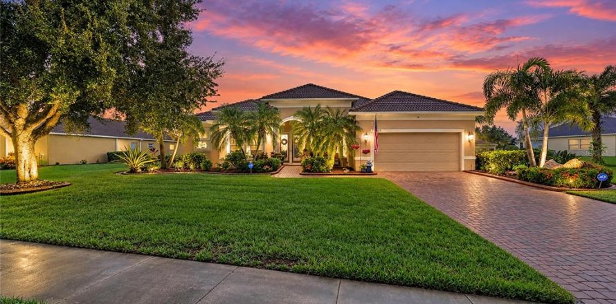 Villa ou maison à Bradenton, Floride 4 chambres, 244.8 m2 № 2409956