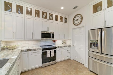 Villa ou maison à vendre à Bradenton, Floride: 4 chambres, 244.8 m2 № 2409956 - photo 25