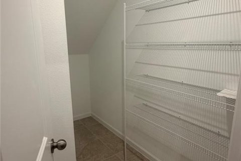 Touwnhouse à louer à Kissimmee, Floride: 3 chambres, 147.25 m2 № 2388794 - photo 11