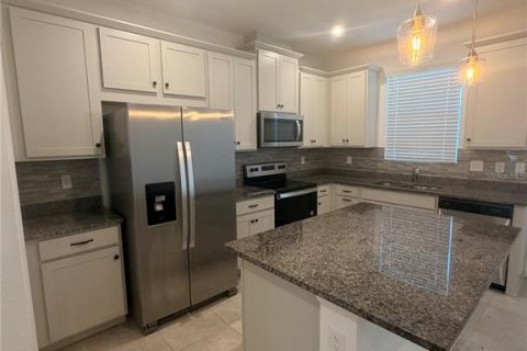 Touwnhouse à louer à Kissimmee, Floride: 3 chambres, 147.25 m2 № 2388794 - photo 9