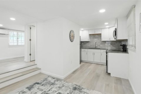 Купить коммерческую недвижимость в Галфпорта, Флорида 1 спальня, 96.99м2, № 1843535 - фото 24