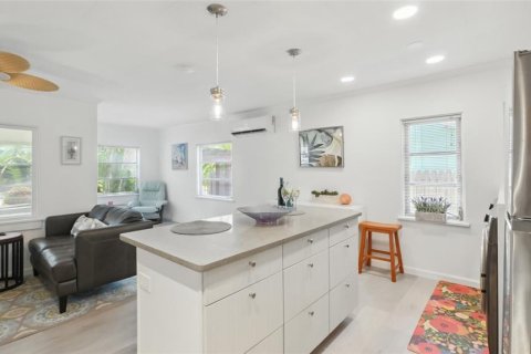 Купить коммерческую недвижимость в Галфпорта, Флорида 1 спальня, 96.99м2, № 1843535 - фото 10