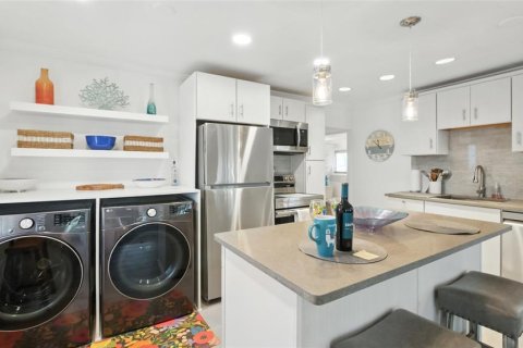 Купить коммерческую недвижимость в Галфпорта, Флорида 1 спальня, 96.99м2, № 1843535 - фото 12