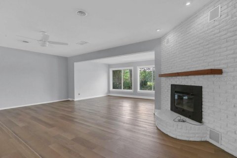 House in Orlando, Florida 3 bedrooms, 178.74 sq.m. № 1675426 - photo 5