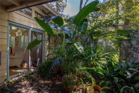 House in Gainesville, Florida 4 bedrooms, 354.33 sq.m. № 1746772 - photo 20