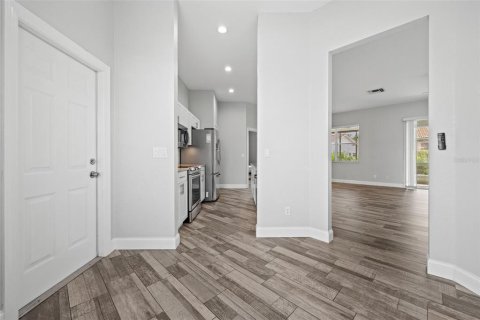 Villa ou maison à vendre à North Fort Myers, Floride: 3 chambres, 134.89 m2 № 2389338 - photo 17