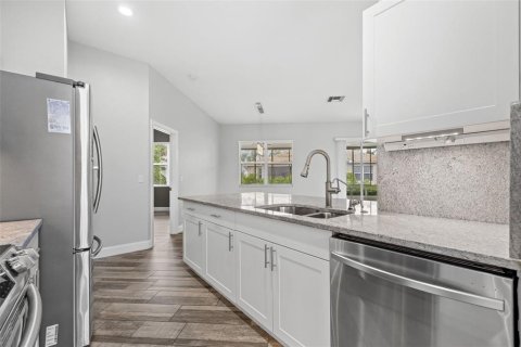 Villa ou maison à vendre à North Fort Myers, Floride: 3 chambres, 134.89 m2 № 2389338 - photo 15