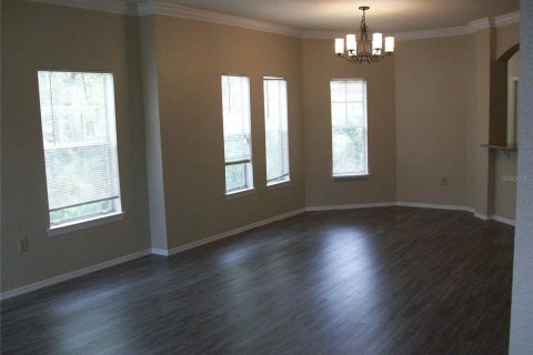 Condo in Lake Mary, Florida, 3 bedrooms № 2105110 - photo 8