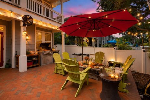 Townhouse in Tampa, Florida 4 bedrooms, 257.15 sq.m. № 2219527 - photo 12
