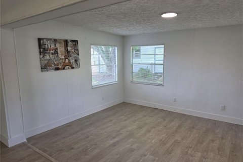 Casa en alquiler en Daytona Beach, Florida, 3 dormitorios, 146.04 m2 № 2237743 - foto 9