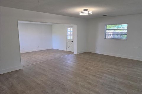 Casa en alquiler en Daytona Beach, Florida, 3 dormitorios, 146.04 m2 № 2237743 - foto 5