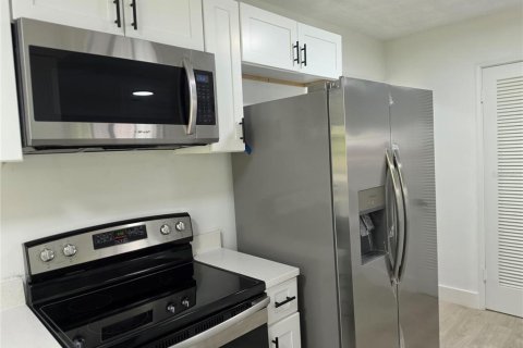 Casa en alquiler en Daytona Beach, Florida, 3 dormitorios, 146.04 m2 № 2237743 - foto 19