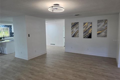 Casa en alquiler en Daytona Beach, Florida, 3 dormitorios, 146.04 m2 № 2237743 - foto 14