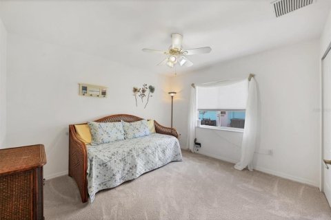 Villa ou maison à vendre à Port Charlotte, Floride: 3 chambres, 157.84 m2 № 1898765 - photo 29
