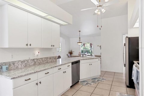 Villa ou maison à vendre à Port Charlotte, Floride: 3 chambres, 157.84 m2 № 1898765 - photo 21