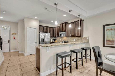 Touwnhouse à louer à Davenport, Floride: 3 chambres, 151.62 m2 № 2347771 - photo 8