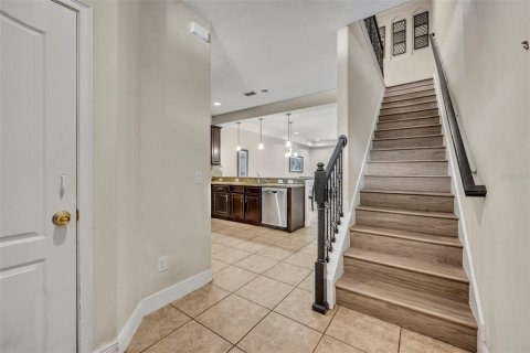 Touwnhouse à louer à Davenport, Floride: 3 chambres, 151.62 m2 № 2347771 - photo 2