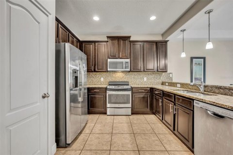 Touwnhouse à louer à Davenport, Floride: 3 chambres, 151.62 m2 № 2347771 - photo 5