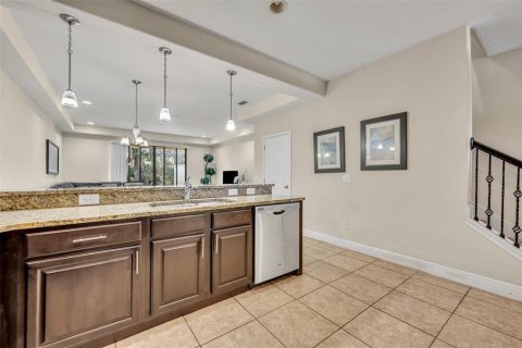 Touwnhouse à louer à Davenport, Floride: 3 chambres, 151.62 m2 № 2347771 - photo 7