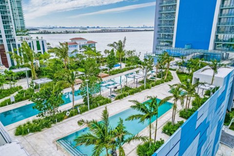 Condo in Miami, Florida, 1 bedroom  № 1897256 - photo 21