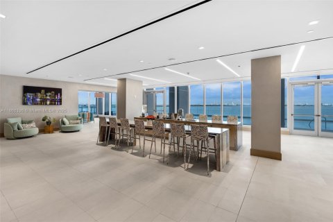 Condo in Miami, Florida, 1 bedroom  № 1897256 - photo 28