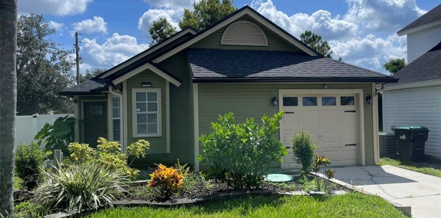 Casa en Orlando, Florida 3 dormitorios, 111.67 m2 № 1918092