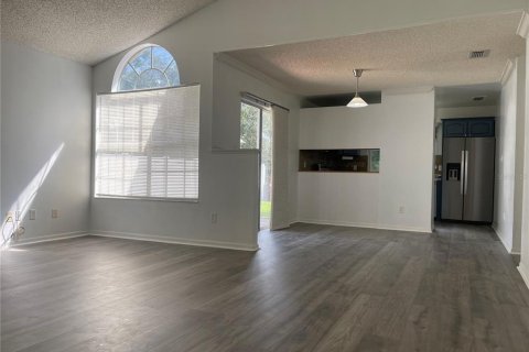 Casa en alquiler en Orlando, Florida, 3 dormitorios, 111.67 m2 № 1918092 - foto 4