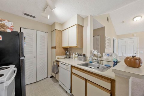 Copropriété à vendre à Orlando, Floride: 2 chambres, 86.77 m2 № 1626506 - photo 15