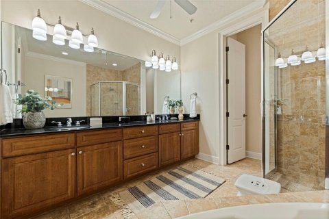 Touwnhouse à vendre à Tampa, Floride: 4 chambres, 261.06 m2 № 2098119 - photo 9