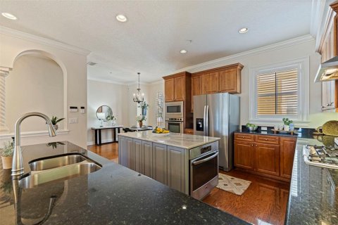 Touwnhouse à vendre à Tampa, Floride: 4 chambres, 261.06 m2 № 2098119 - photo 23