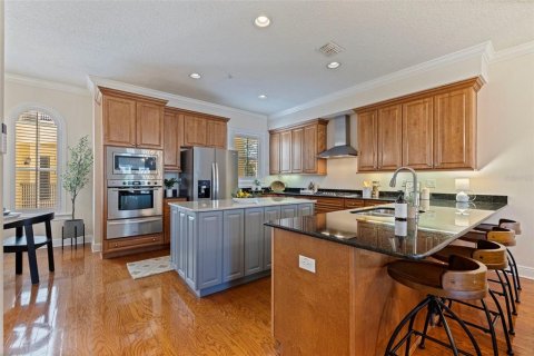 Touwnhouse à vendre à Tampa, Floride: 4 chambres, 261.06 m2 № 2098119 - photo 25