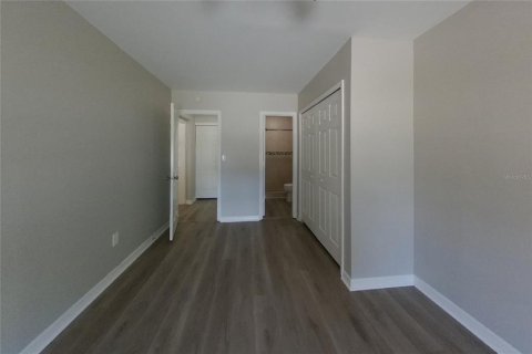Villa ou maison à louer à Saint Petersburg, Floride: 3 chambres, 115.76 m2 № 2385963 - photo 6