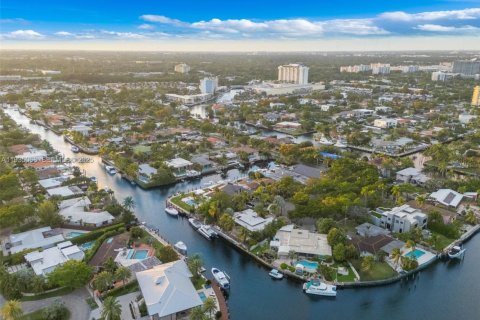 Купить виллу или дом в Норт-Майами, Флорида 2 спальни, 229.65м2, № 1993524 - фото 9