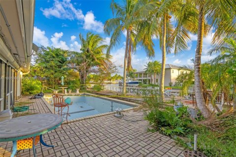 Купить виллу или дом в Норт-Майами, Флорида 2 спальни, 229.65м2, № 1993524 - фото 17