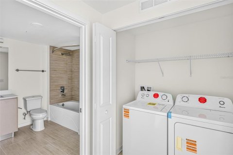 Appartement à louer à Orlando, Floride: 2 chambres, 95.04 m2 № 2413708 - photo 14