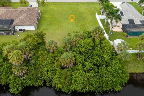 Terrain à Port Charlotte, Floride № 2362541