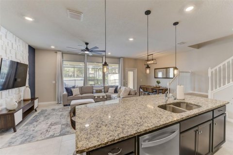Touwnhouse à vendre à Davenport, Floride: 5 chambres, 211.91 m2 № 1386356 - photo 11