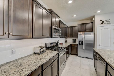Touwnhouse à vendre à Davenport, Floride: 5 chambres, 211.91 m2 № 1386356 - photo 10