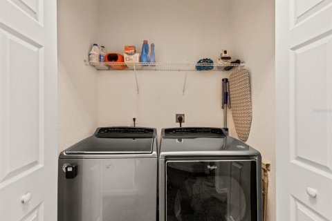 Adosado en alquiler en Bradenton, Florida, 3 dormitorios, 182.83 m2 № 1722157 - foto 29