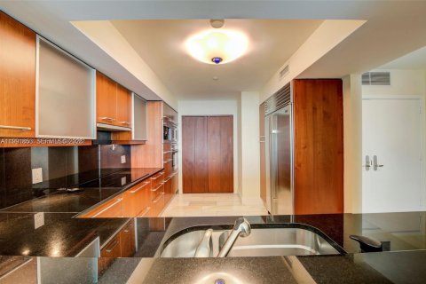 Condominio en venta en Miami, Florida, 2 dormitorios, 160.72 m2 № 2154836 - foto 16