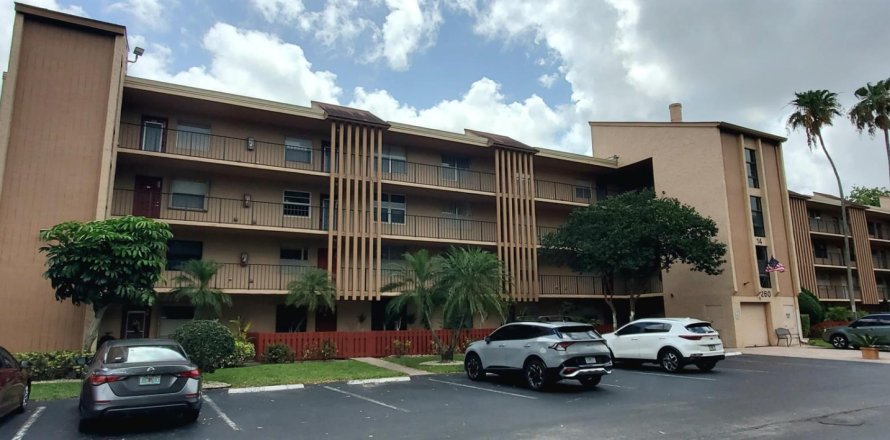 Condominio en Margate, Florida, 2 dormitorios  № 2259815