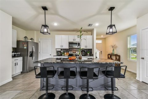 House in Wesley Chapel, Florida 4 bedrooms, 209.96 sq.m. № 1870194 - photo 8