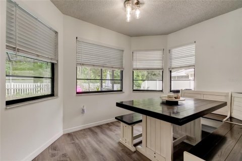 Casa en venta en New Port Richey, Florida, 3 dormitorios, 180.23 m2 № 1796852 - foto 21