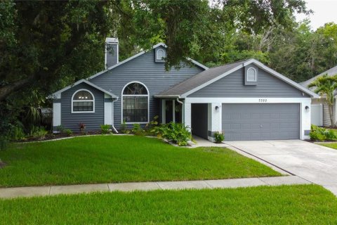 Casa en venta en New Port Richey, Florida, 3 dormitorios, 180.23 m2 № 1796852 - foto 1