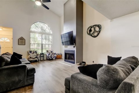 Casa en venta en New Port Richey, Florida, 3 dormitorios, 180.23 m2 № 1796852 - foto 10