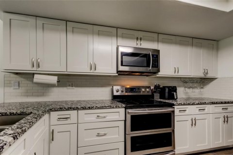Casa en venta en New Port Richey, Florida, 3 dormitorios, 180.23 m2 № 1796852 - foto 15